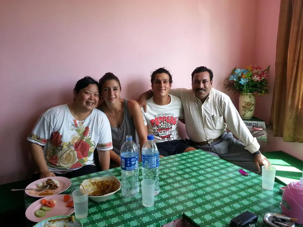 Spot On 90870 Karim Ct Guest House Malacca