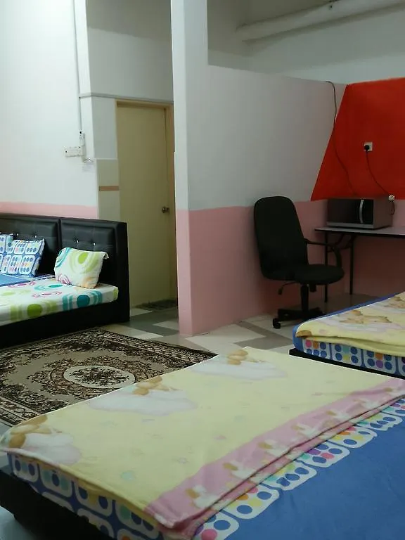 Spot On 90870 Karim Ct Guest House Malacca Malaysia
