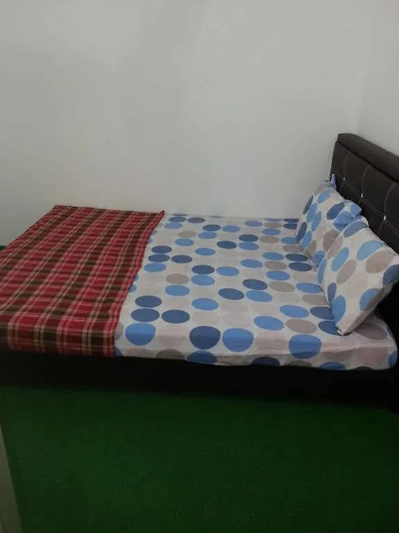 Hotel Spot On 90870 Karim Ct Guest House Malacca