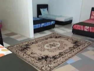 ** Hotel Spot On 90870 Karim Ct Guest House Malacca Malaysia