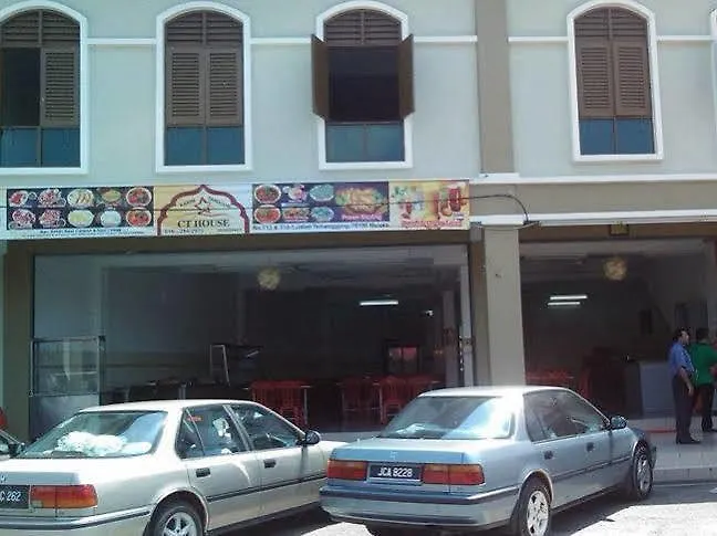 Spot On 90870 Karim Ct Guest House Malacca 2*,  Malaysia