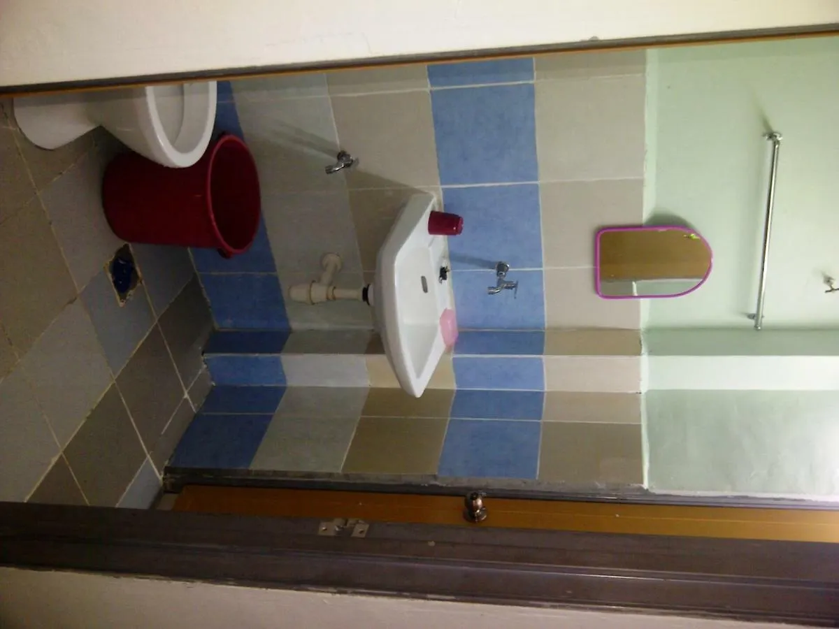 Spot On 90870 Karim Ct Guest House Malacca