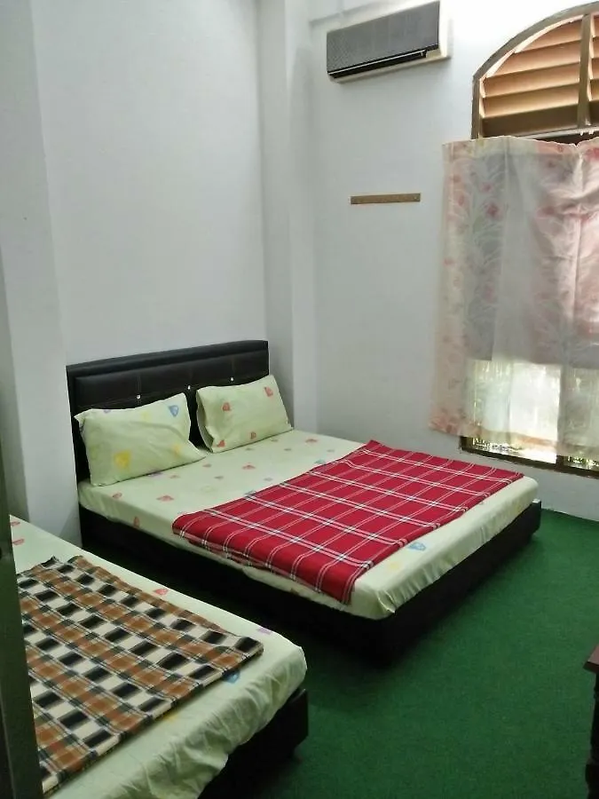 Spot On 90870 Karim Ct Guest House Malacca Hotel