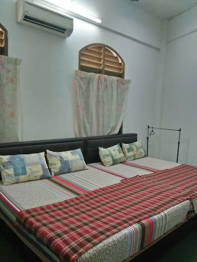 Spot On 90870 Karim Ct Guest House Malacca Malaysia