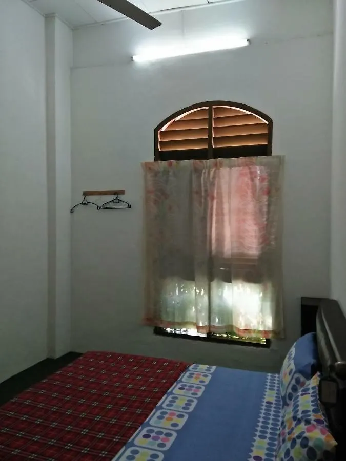 Hotel Spot On 90870 Karim Ct Guest House Malacca
